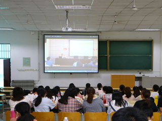 文学院学习贯彻党的十九大精神培训班开班典礼